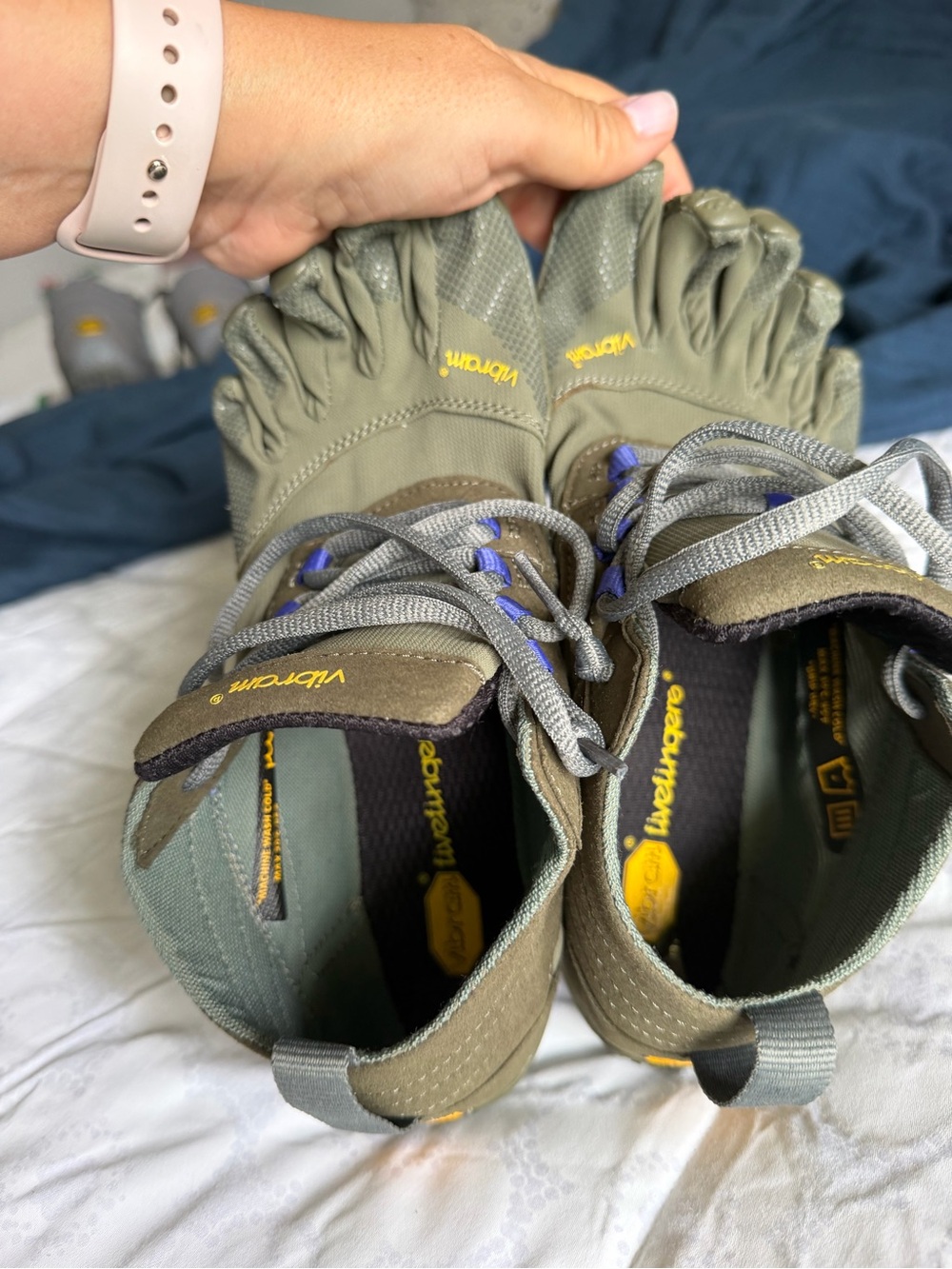 Vibram FiveFingers Toe Shoes - Picture 8 of 8
